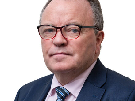 Edward Duthie Shamash Secure Acquittal on Behalf of a Pharmacist