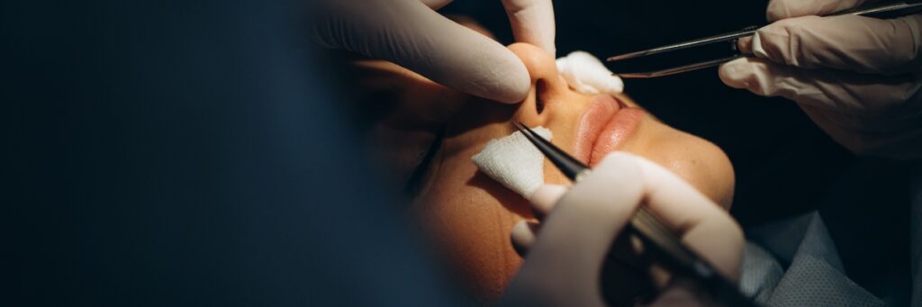Edwards Duthie Shamash - Cosmetig Surgery Negligence Compensation Claims - Banner